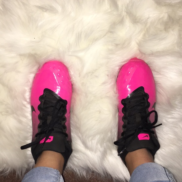 Nike cleats 😍 - Picture 5 of 6